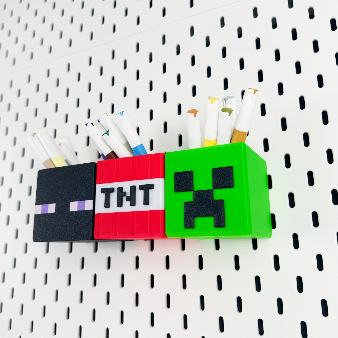 Minecraft Enderman Storage Bin for Pegboard